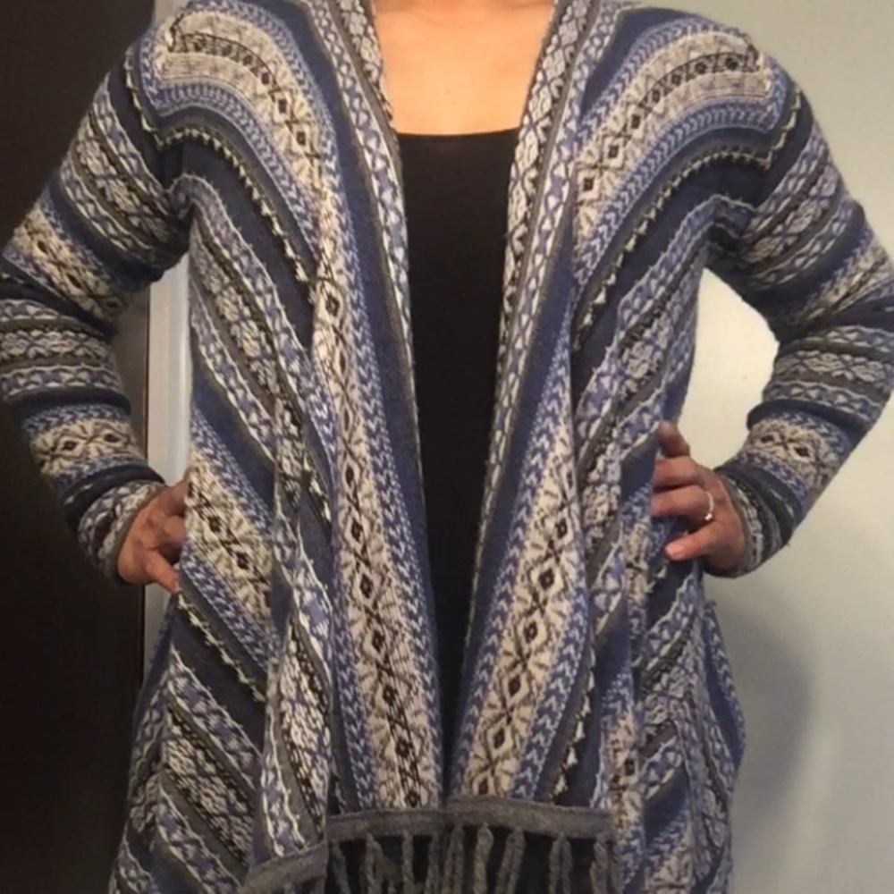 Velvet by graham and Spencer cardigan/poncho